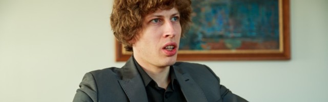 В Эстонии пересмотрят связанные с коронавирусом ограничения