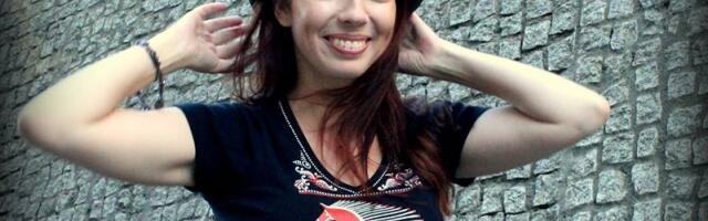 Художница Инна Тюрикова: Мезенская роспись меня захватила, как любовь с первого взгляда