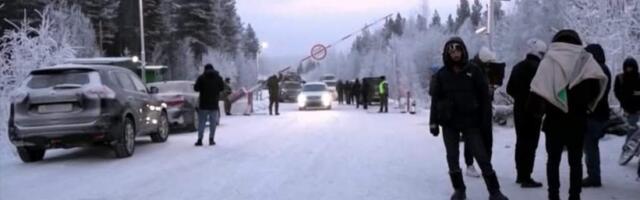 В Финляндии более 160 машин участвовали в автопробеге с требованием открыть восточную границу