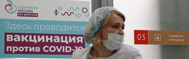 Вперед, за дозой "Спутника"! Как устроены первые "прививочные туры" в Россию