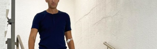 ”Недавно я не узнавал людей и не понимал, как разговаривать”. Навальный рассказал о восстановлении после отравления