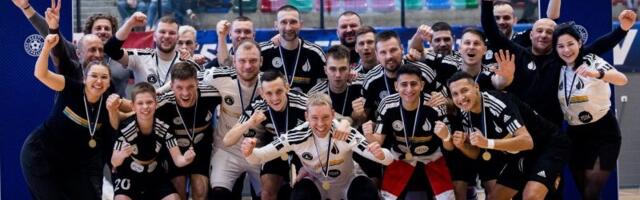 Saalijalgpalli karikafinaali murdnud Bunker Partner võitis klubi esimese trofee