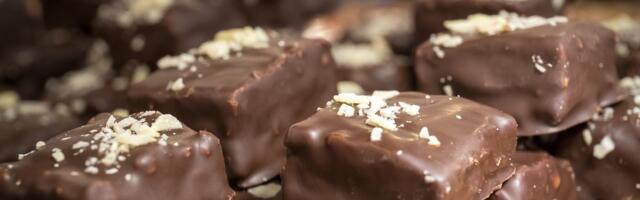 Цены на какао упали, но шоколад в магазинах станет дешевле еще нескоро