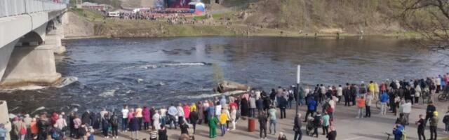 В Ивангороде готовятся к грандиозному праздничному концерту «Берега Победы» 9 мая 2026 года