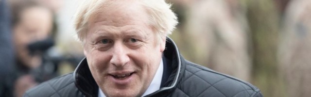 Премьер Великобритании объявил о второй волне коронавируса