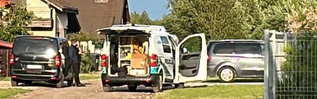 Жуткая трагедия: отец насмерть сбил своего годовалого ребенка