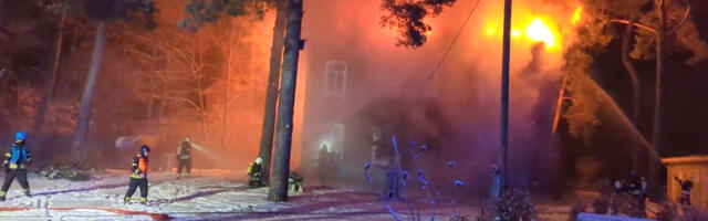 В Нарва-Йыэсуу при пожаре погиб человек. Можно ли было его спасти?