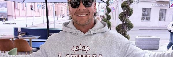 О чем пишет пресса: что показывают рейтинги партий, «взрывоопасное» дело политика «в изгнании»