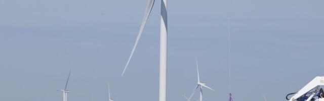 Акции датского строителя ветрогенераторов вновь обвалились