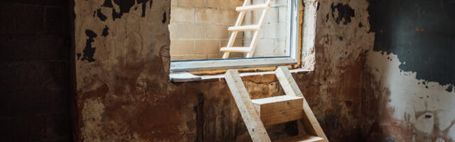 В Таллинне открылся прием заявок на пособие по обустройству укрытий в жилых домах