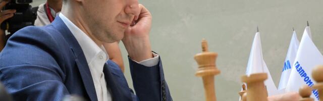 ФИДЕ исключила самого скандального российского шахматиста из рейтинга. Он был бы в десятке сильнейших