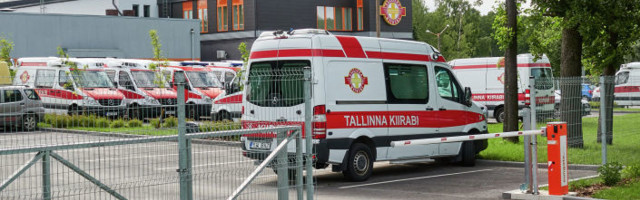 В Таллинской скорой помощи избавились от 15 сотрудников - в чем они "провинились"