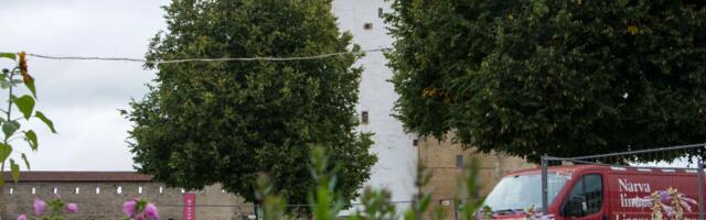 Нарвский музей – властям Нарвы: территория замкового парка используется как общественный туалет