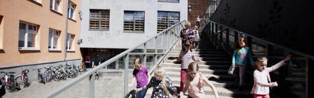 Тарту выплатит школьное пособие ученикам 1–3 классов