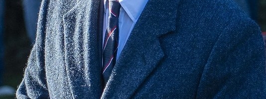 Елизавета II решилась выплатить долги своего сына