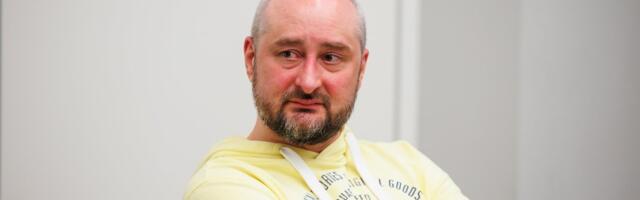 Живущему в Эстонии журналисту Бабченко запросили в России год колонии по делу об „иностранном агенте“