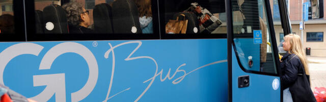 Министерство отказалось вводить плату за проезд на автобусах для школьников и пенсионеров