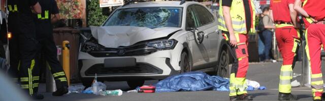 Автомобиль на большой скорости въехал в толпу в центре Лейпцига 