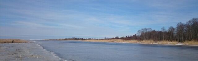 С пятницы запрещен выход на лед приграничных водоемов