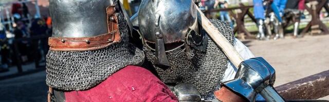 Рыцарские бои, мастер-классы, мастерские и предсказания: в Таллинне проходят Дни средневековья