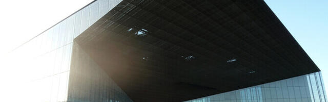 В Эстонском национальном музее рабочий провалился в открытый люк