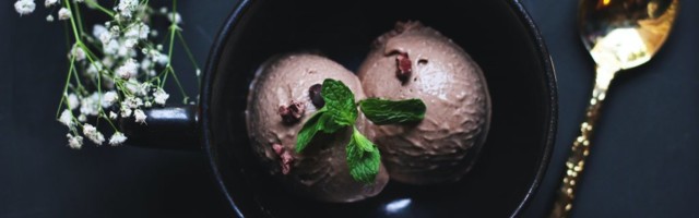 От шоколадной пиццы до базиликового мороженого: 15 интересных десертов на Таллиннской ресторанной неделе