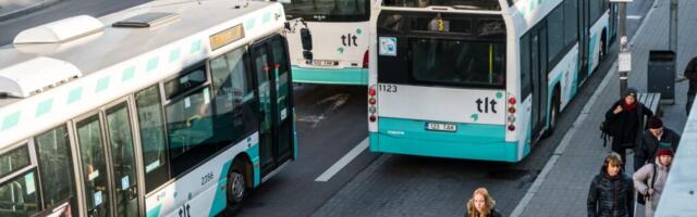 Мотоциклистам хотят разрешить ездить по полосе для общественного транспорта