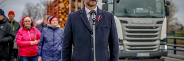 Министр объяснил, кто виноват в проблемах общественного транспорта,