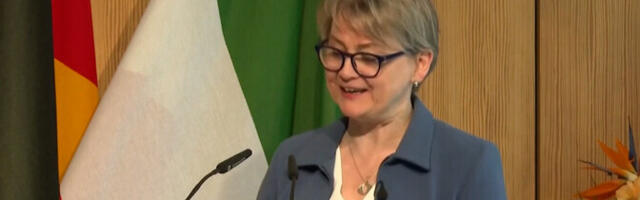 Великобритания предостерегает от введения пошлин на проход через Ормузский пролив