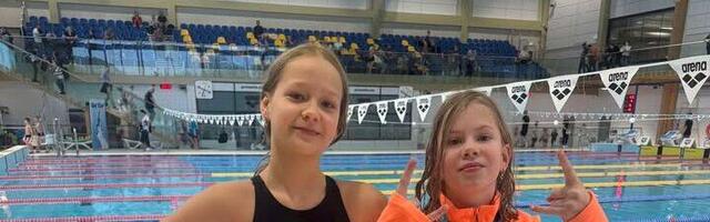 Юные нарвские пловцы показали отличные результаты на соревнованиях «Звёзды плавания Ида-Вирумаа»