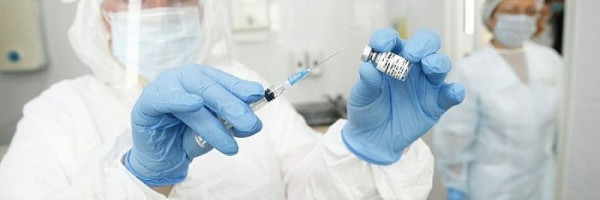 Уже в следующем году в России могут начать выпуск третьей вакцины от коронавируса