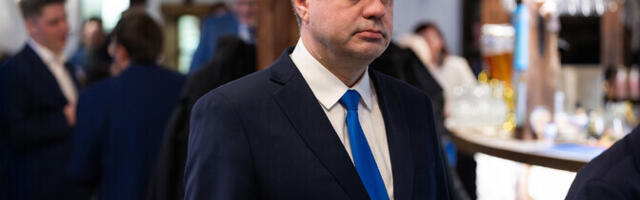 Рейнсалу занял выжидательную позицию в отношении предложения центристов о формировании коалиции