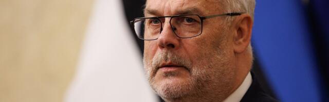 Алар Карис отказался провозглашать поправки к Закону о военной службе 