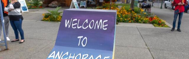 DELFI НА АЛЯСКЕ | „Добро пожаловать!“ и „Руки прочь от Украины!“ Анкоридж ожидает Трампа и Путина