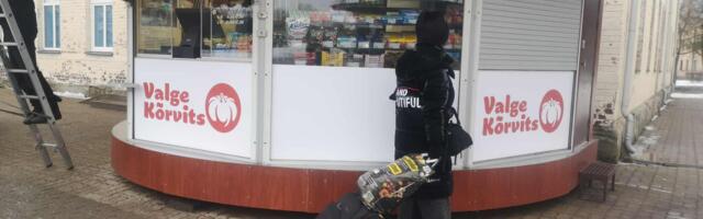 На нарвском вокзале сегодня заработала новая точка питания. Покупатели приходят с самого утра