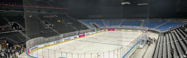 До начала олимпийского хоккейного турнира осталось пять дней, но арена до сих пор не готова