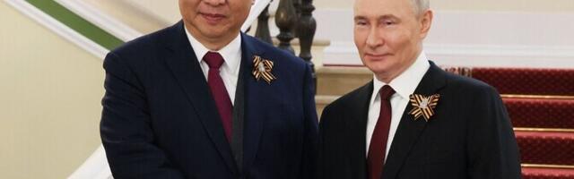 Китай и Россия проведут в августе совместные военные учения