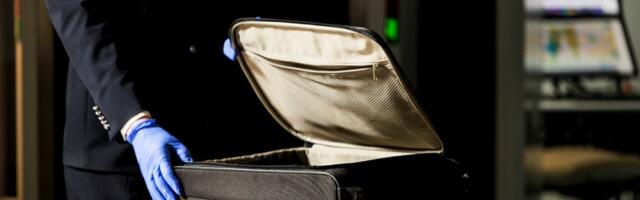 В аэропортах ЕС отменят лимит на провоз жидкостей в ручной клади