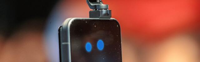 ОБЪЯСНЯЕТ ЭКСПЕРТ | Легко ли следить за человеком через камеру телефона? Как проверить, что за тобой не наблюдают? 