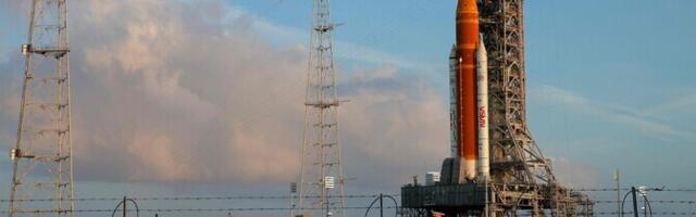 НАСА надеется отправить к Луне пилотируемый корабль