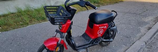 О чем пишет пресса: тротуары не для электровелосипедов, удобрения повысят цены