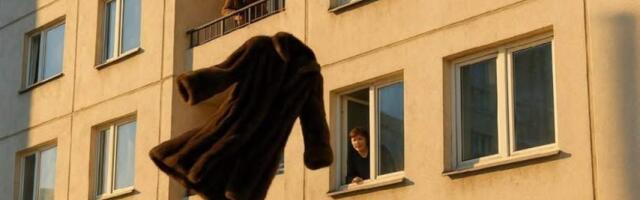 Ураган в Могилеве унес с балкона норковую шубу за 1,5 тысячи долларов