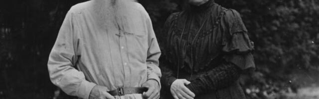 Правдива ли эта история о несовпадениях в дневниках Льва Толстого и его жены?