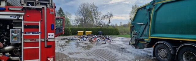 При вывозе мусора участились случаи возгораний, вызванных аккумуляторами и батарейками