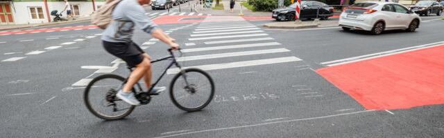 СВОДКА ЗА СУТКИ | Молодая девушка сбила подростка на пешеходном переходе