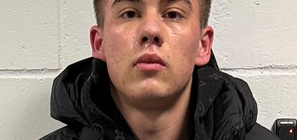 Полиция задержала в Нарве курьера, подозреваемого в мошенничестве, и ищет возможных пострадавших