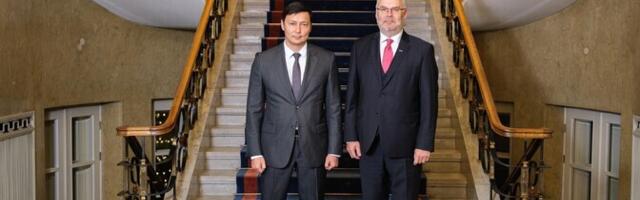 Центристская партия поддержала переизбрание Кариса и выступила за прямые выборы президента