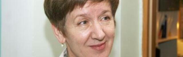 В Силламяэ пробито очередное дно - Елена Коршунова стала Почетным гражданином Силламяэ