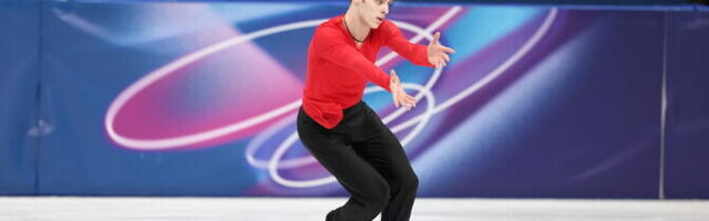 LIVE в 13:25 | На ЧМ по фигурному катанию борьбу за медали ведет Александр Селевко