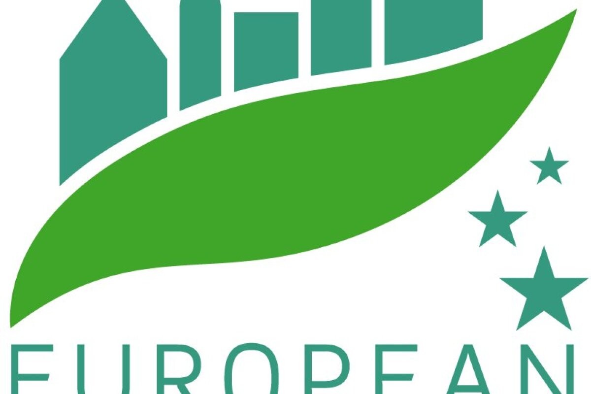 (European Green Capital Award) значок. Oslo Green. Green капитал. European Green Capital Nantes.